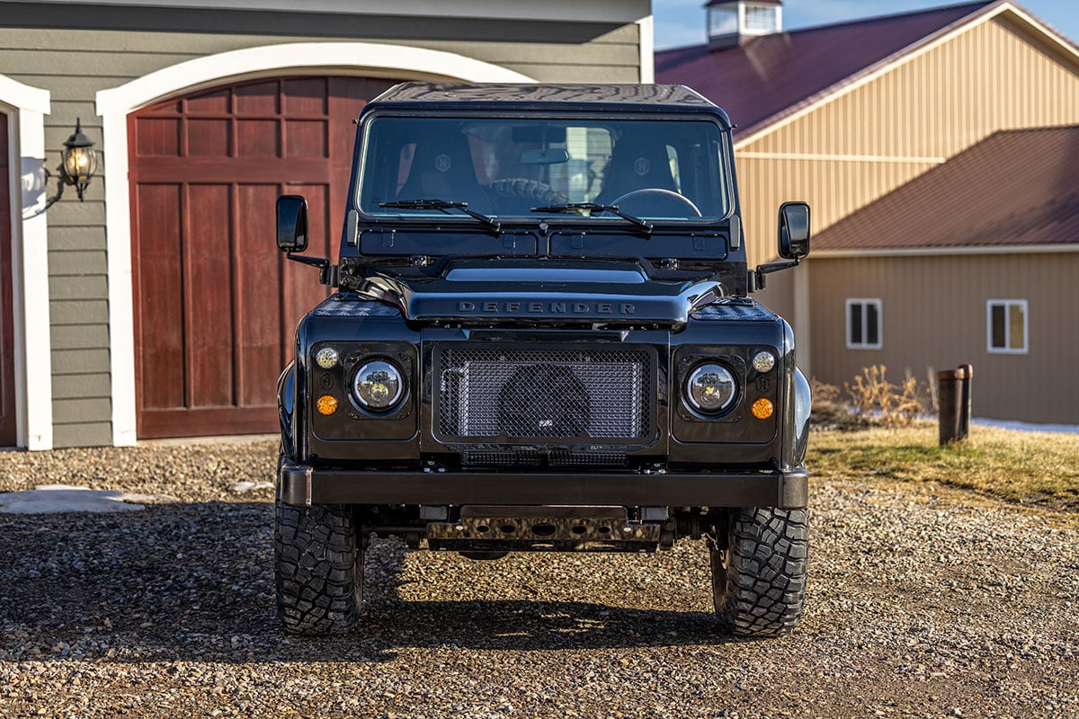 Performance Tuned Land Rover Defender D90 -Zente