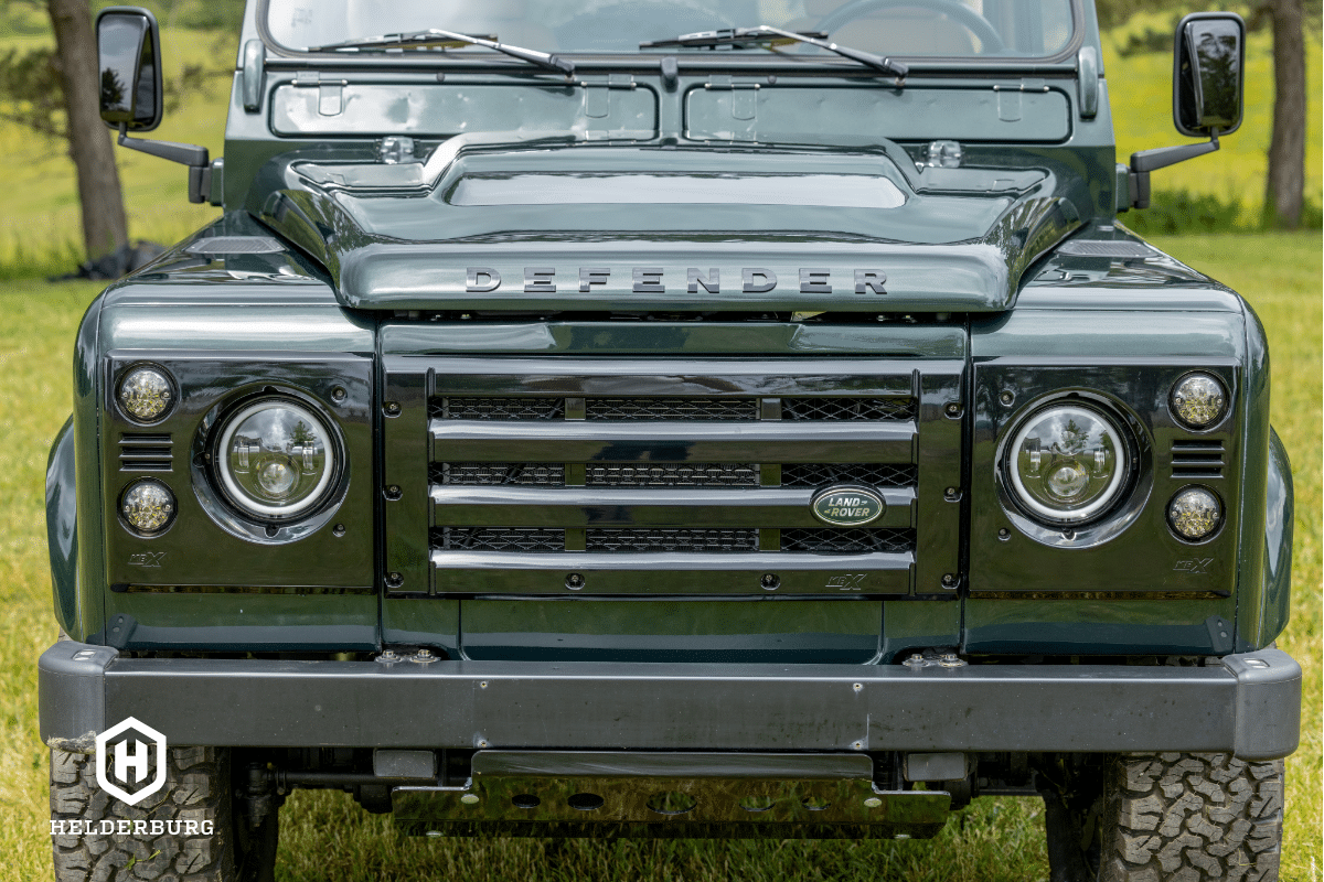 Land Rover Defender D90