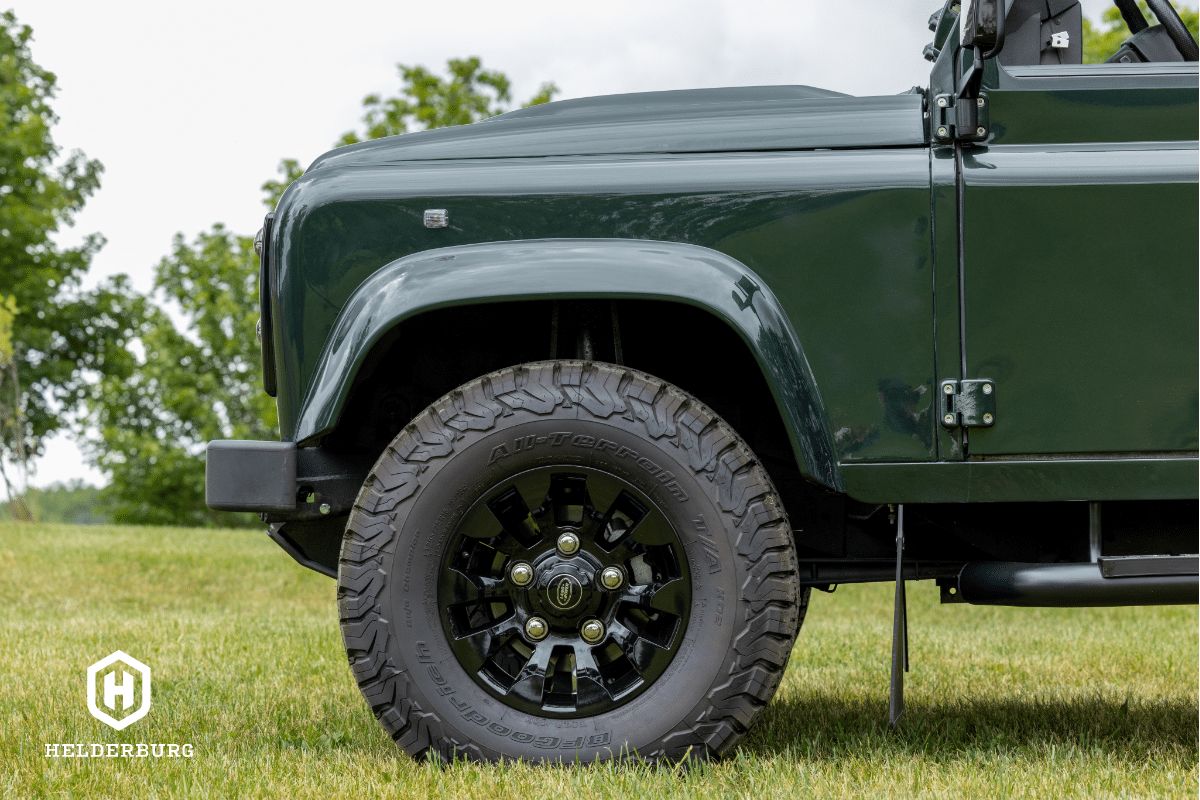 Land Rover Defender D90