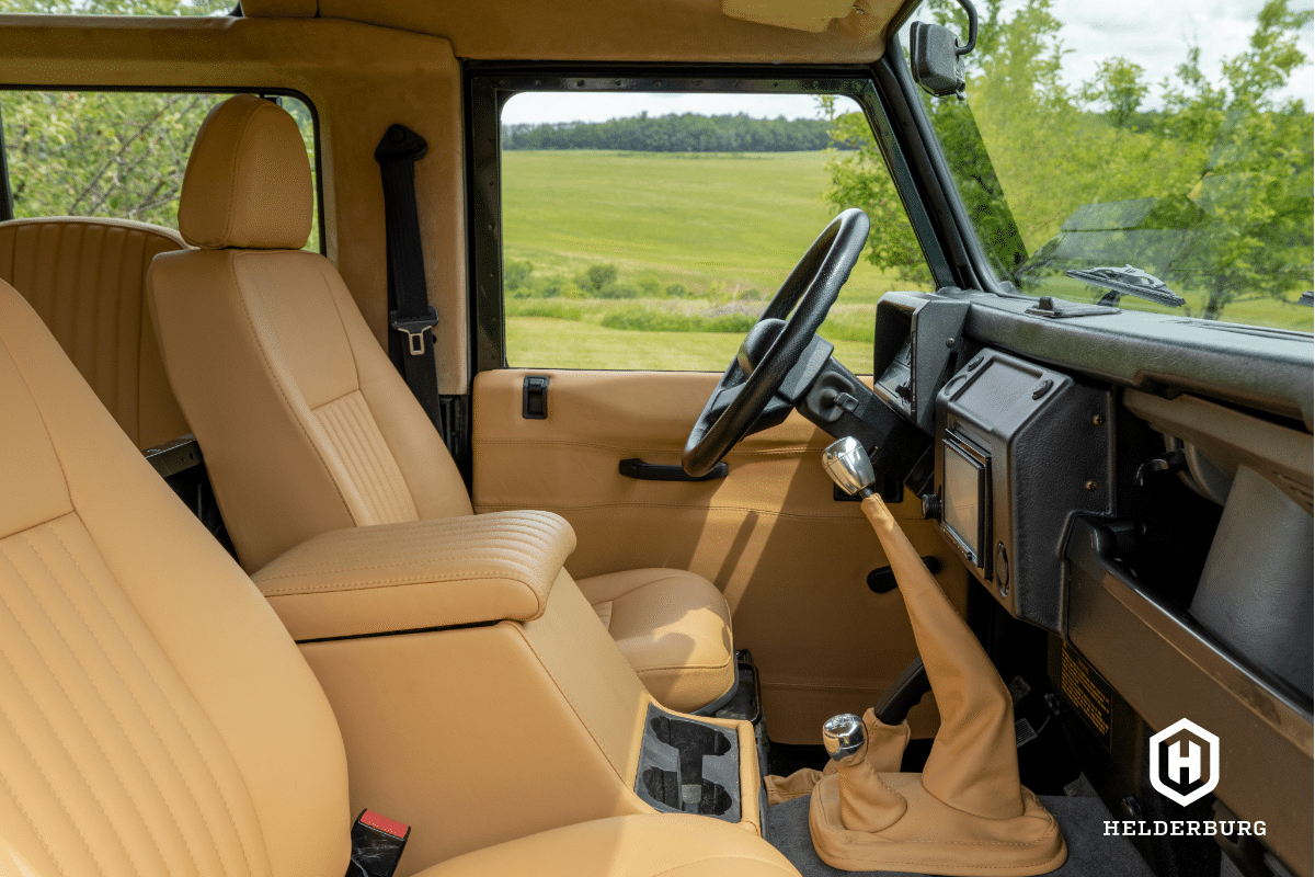Land Rover Defender D90