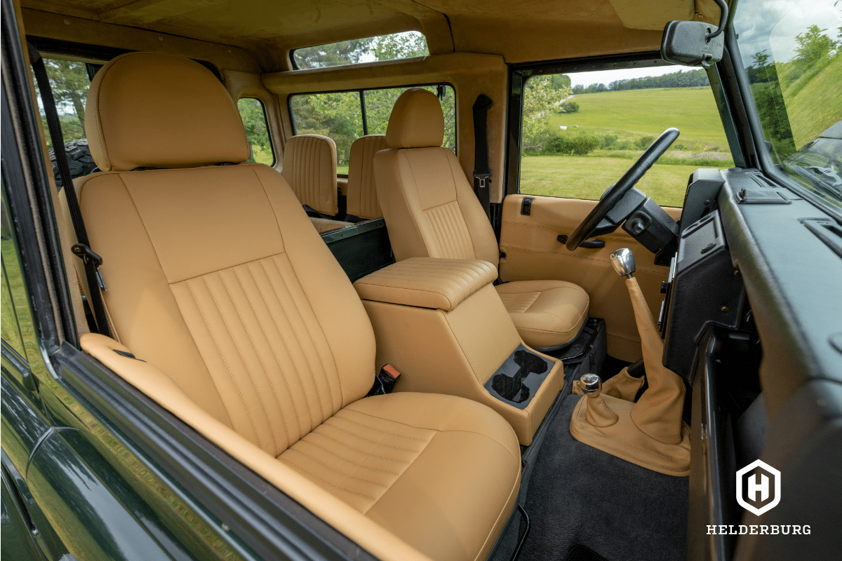 Land Rover Defender D90