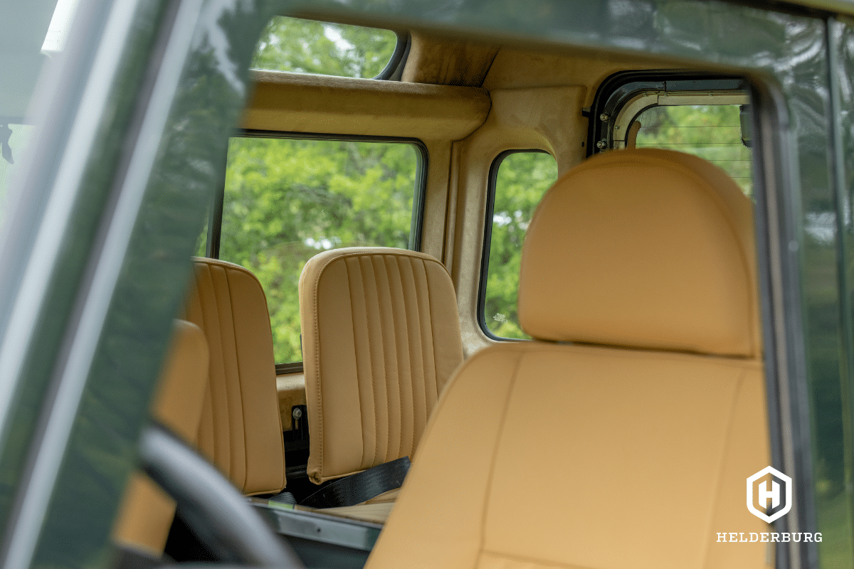 Land Rover Defender D90