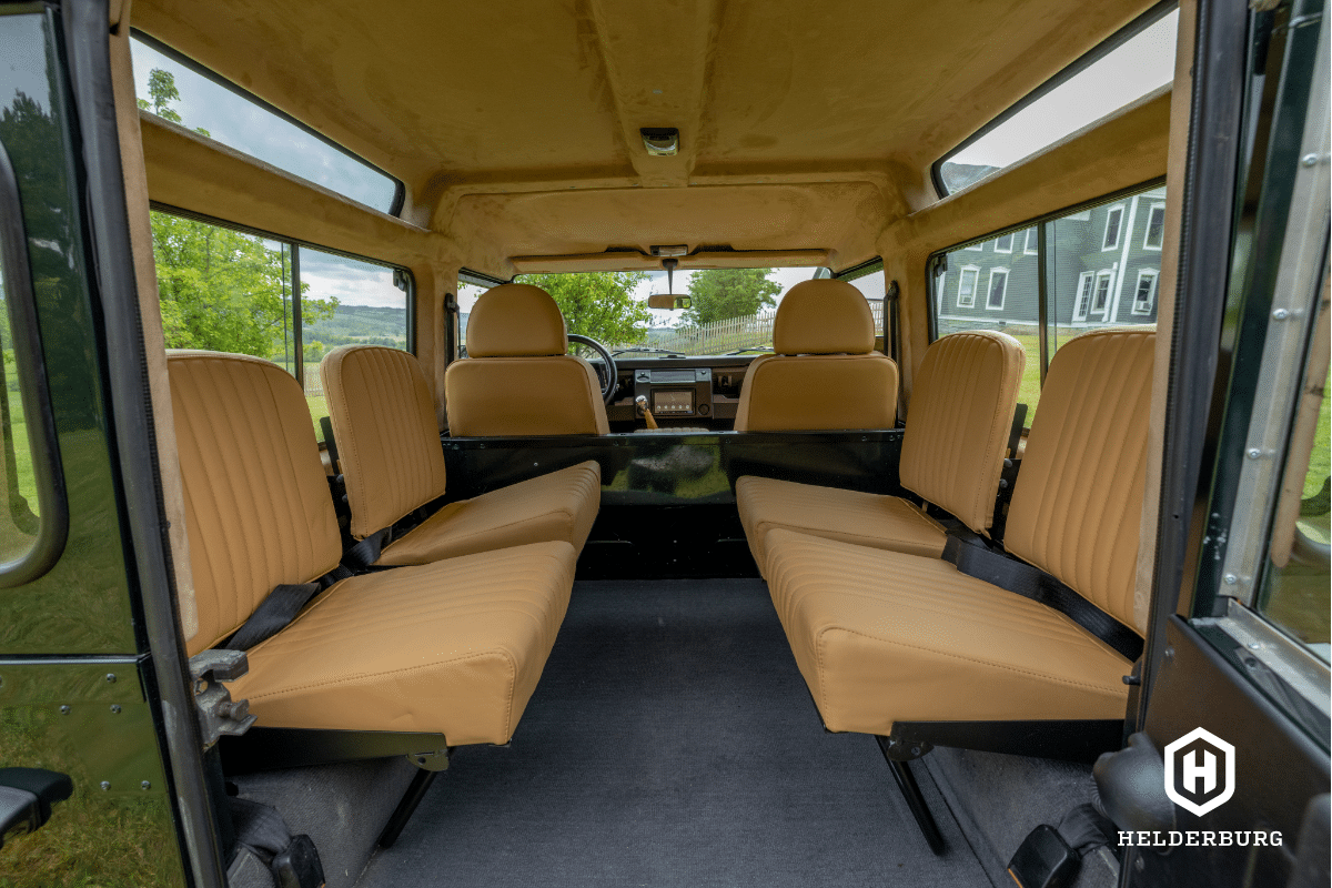 Land Rover Defender D90