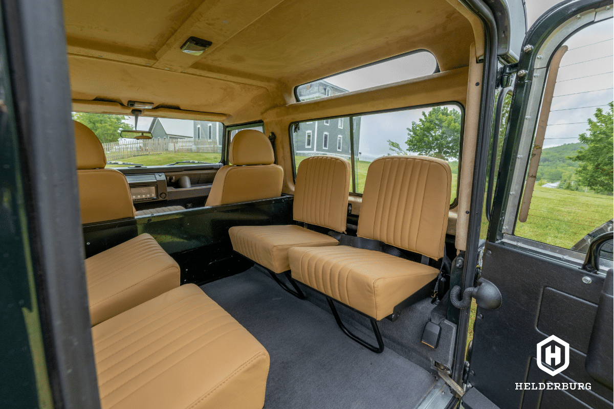 Land Rover Defender D90