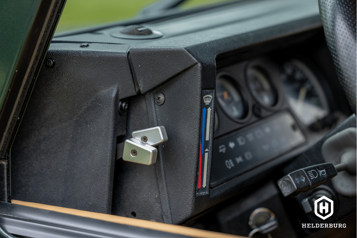Land Rover Defender D90
