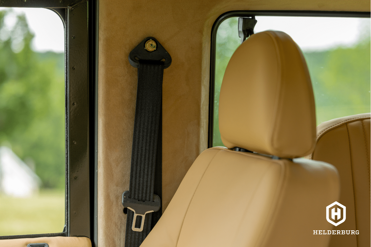 Land Rover Defender D90