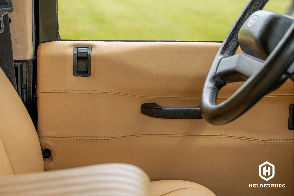 Land Rover Defender D90