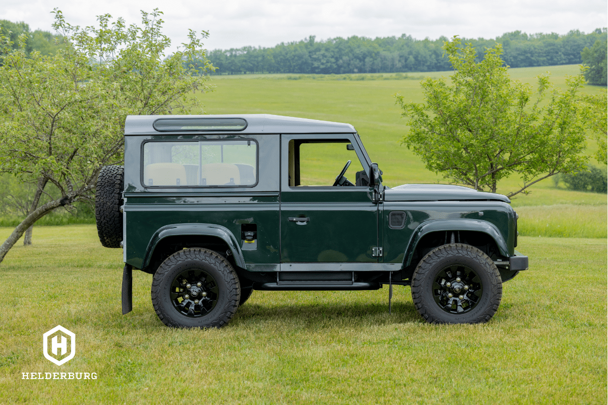 Land Rover Defender D90