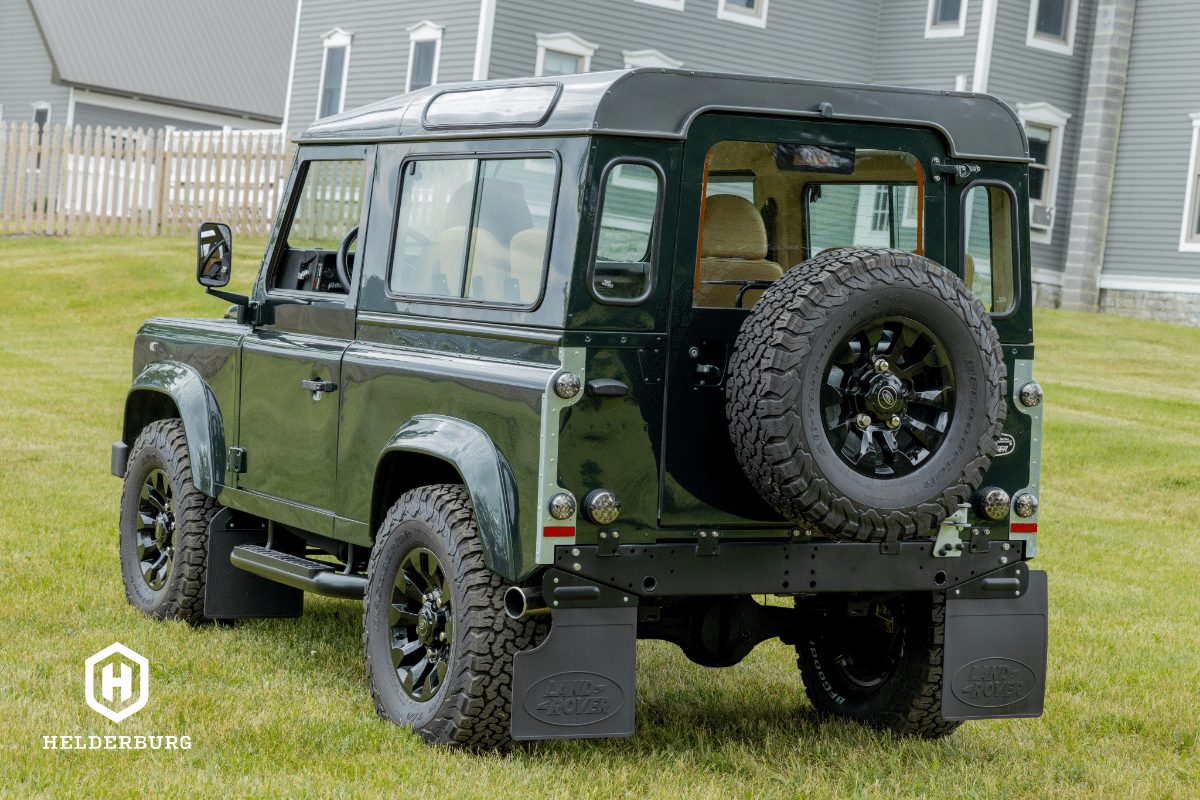 Land Rover Defender D90