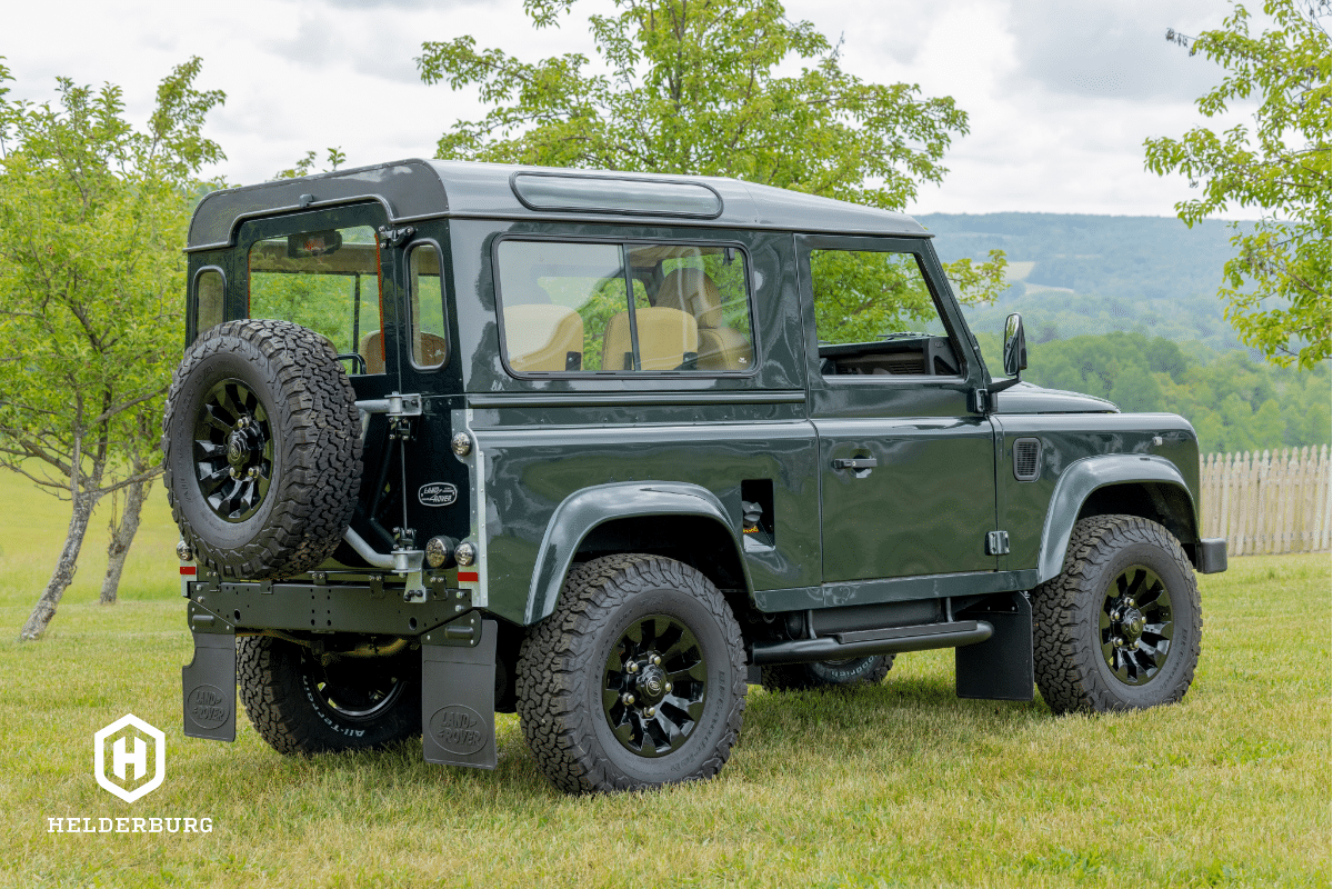 Land Rover Defender D90