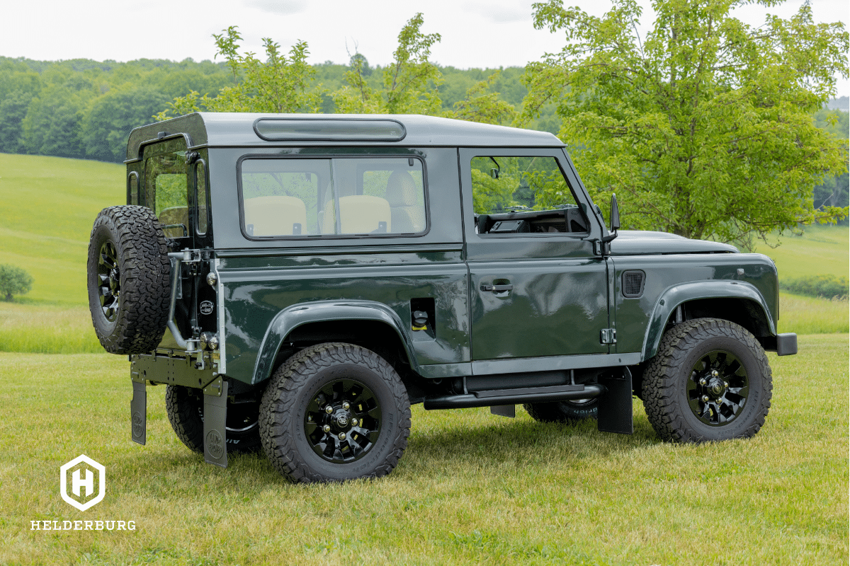 Land Rover Defender D90