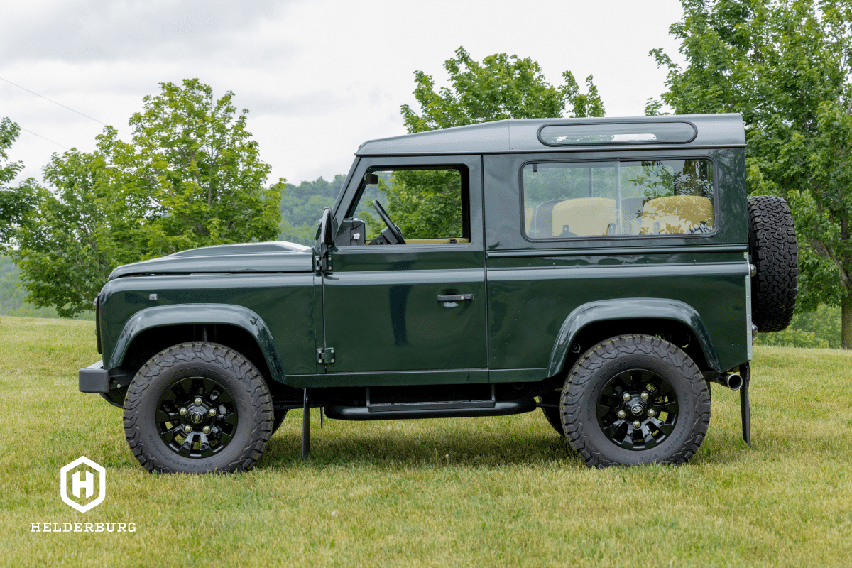 Land Rover Defender D90