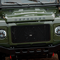 Classic Land Rover Defender 110 – Sarge Video